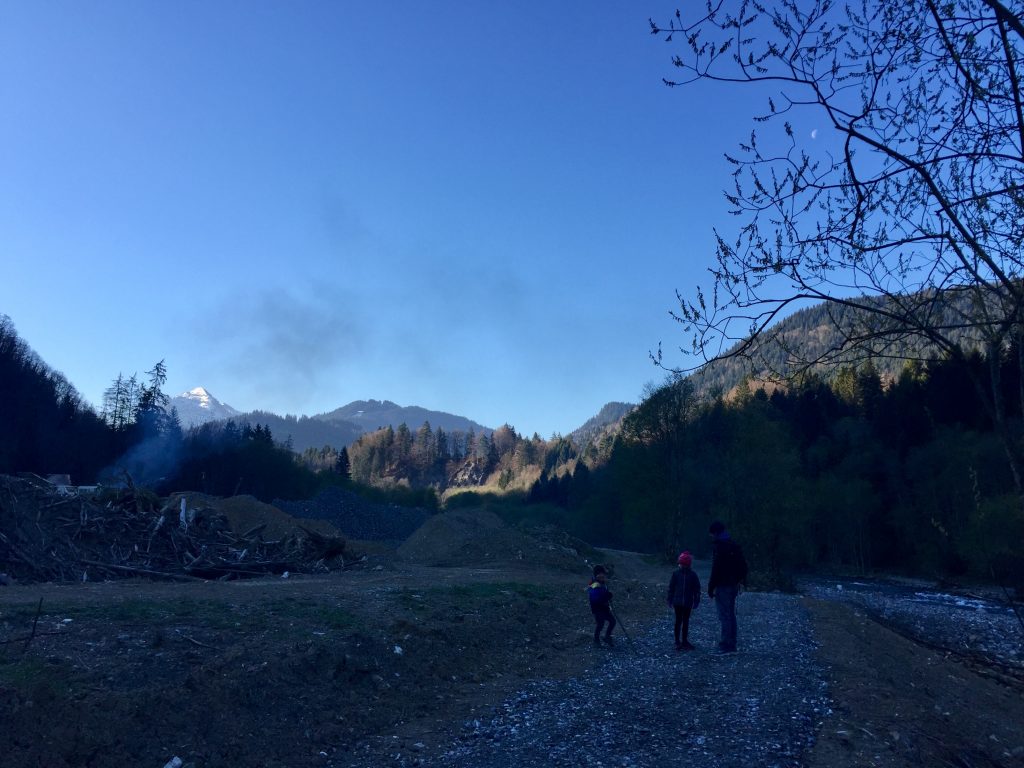 A cold and beautifully crisp start to the day near Morzine.